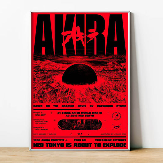 Affiche Akira rouge, vintage et japonaise, pour une atmosphère chaleureuse et moderne.