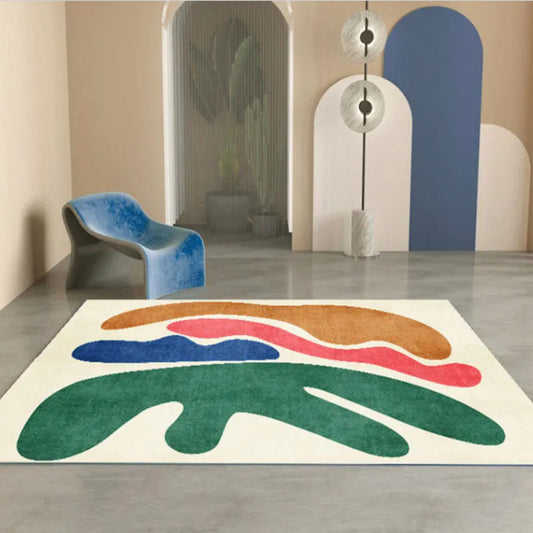 Tapis formes abstraites vives, vintage et design, pour une atmosphère cozy et moderne.