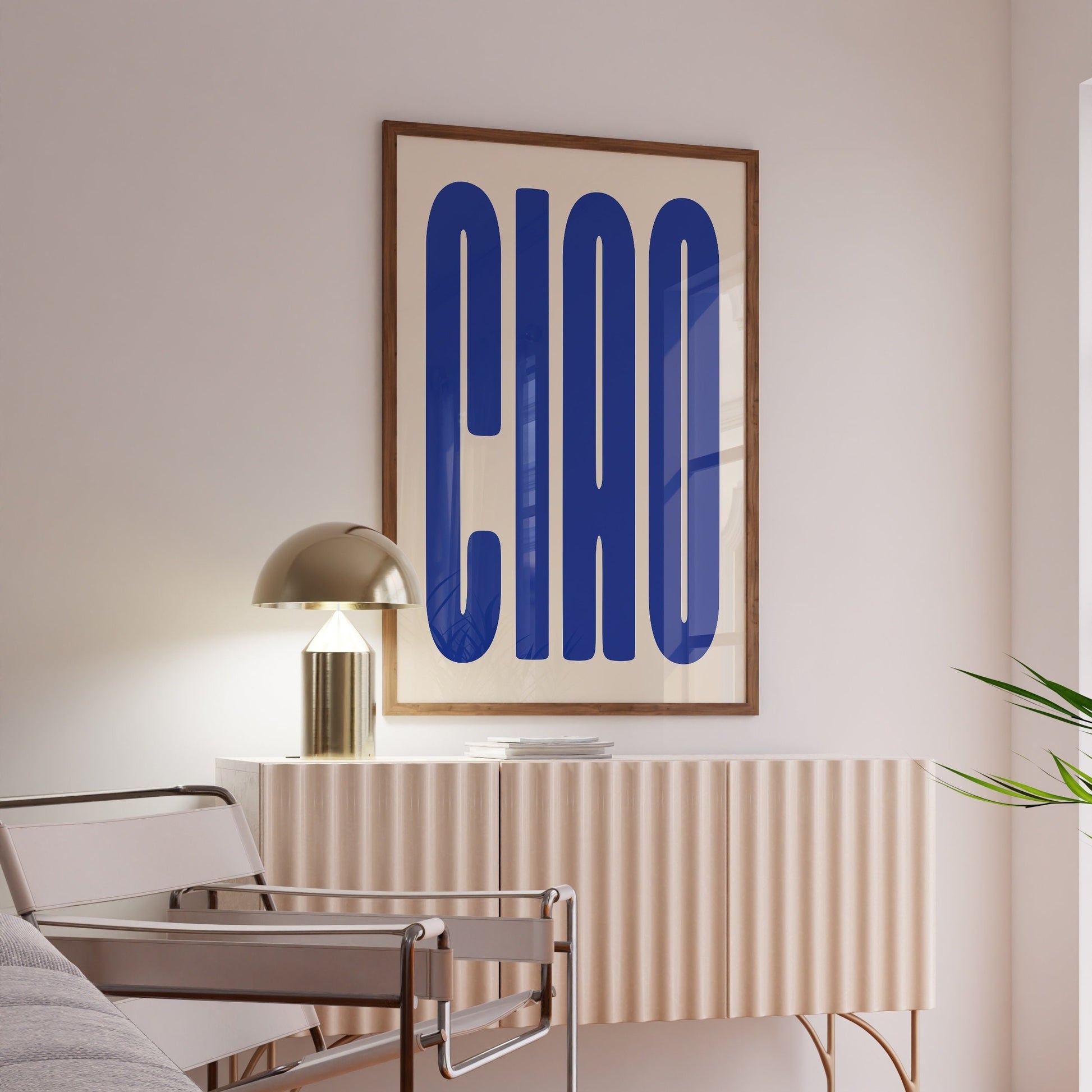 Affiche Ciao bleue moderne, parfaite pour une cuisine feel good, ajoutant une touche d'Italie.