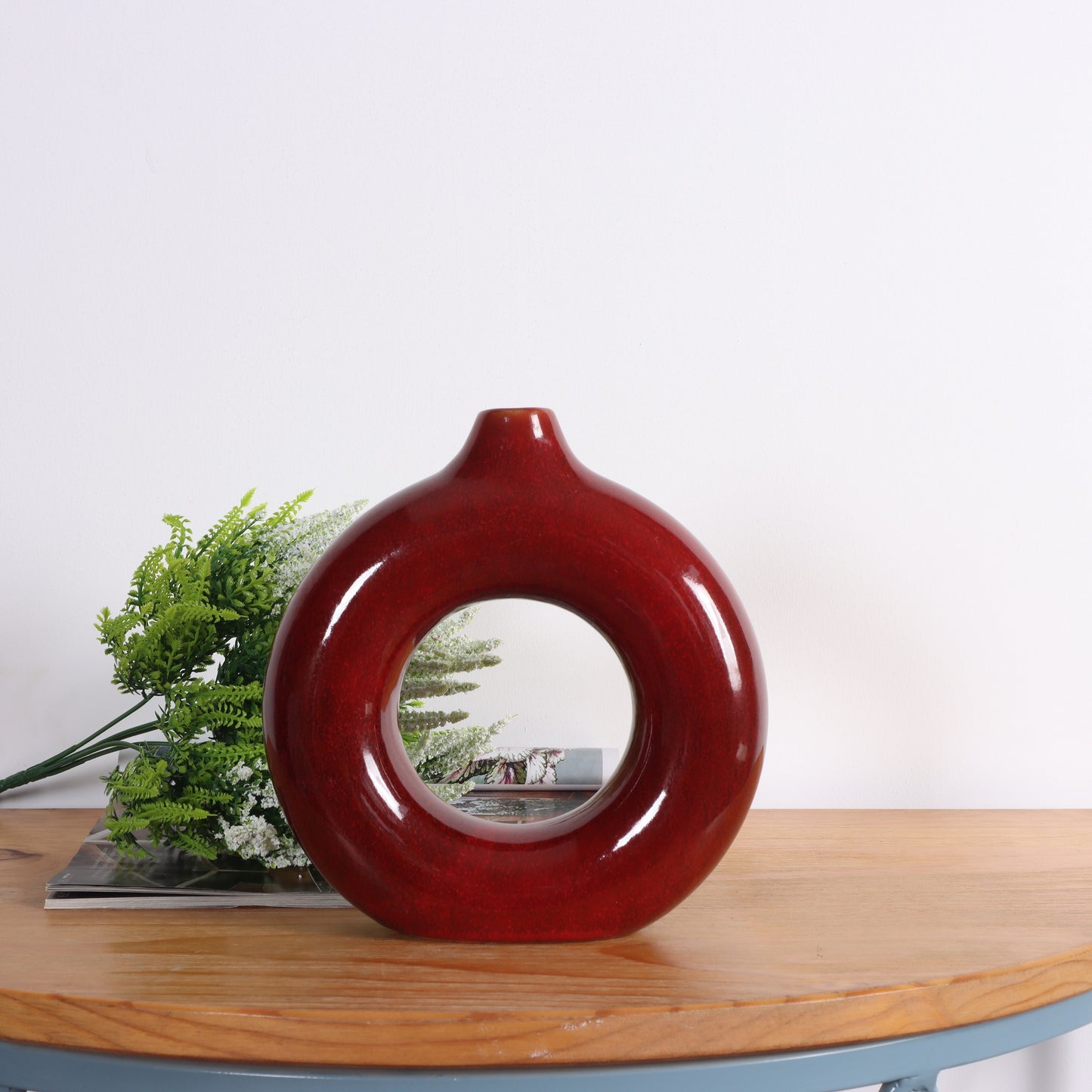 Vase Céramique Rouge Décoratif En Plusieurs Tailles