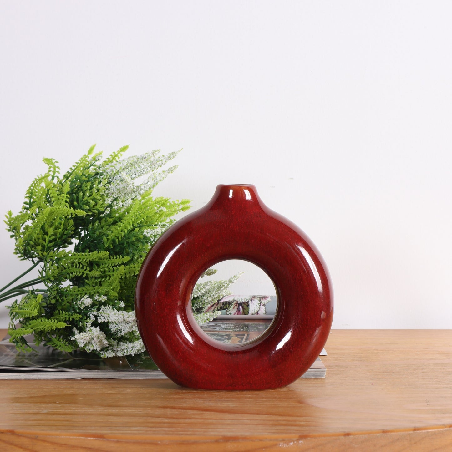 Vase Céramique Rouge Décoratif En Plusieurs Tailles